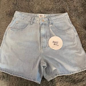 Denim shorts light blue